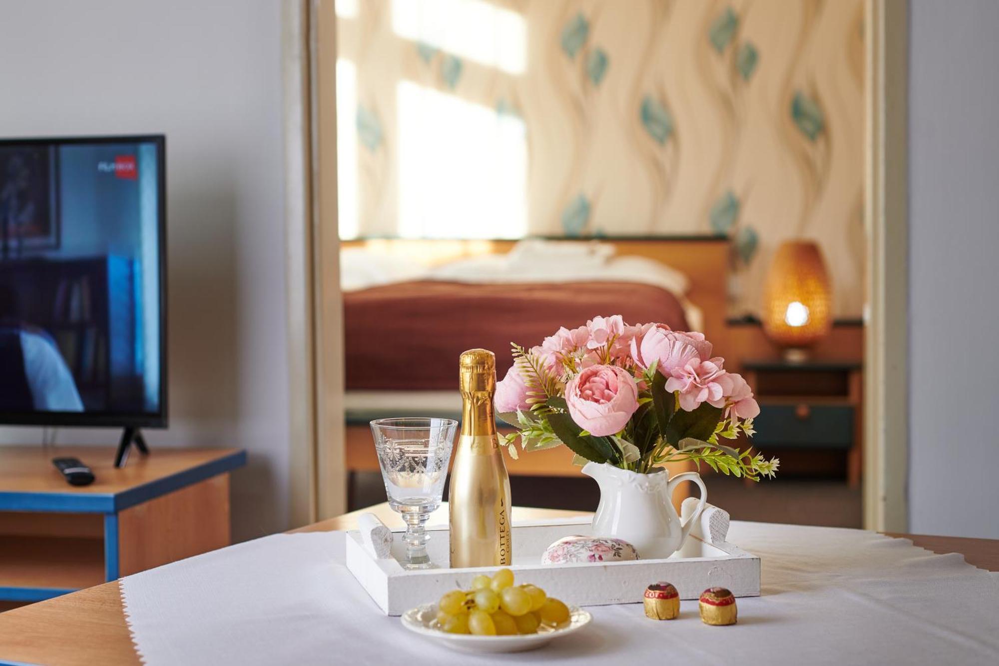 Hotel Palace - Kupele Sliač Eksteriør billede
