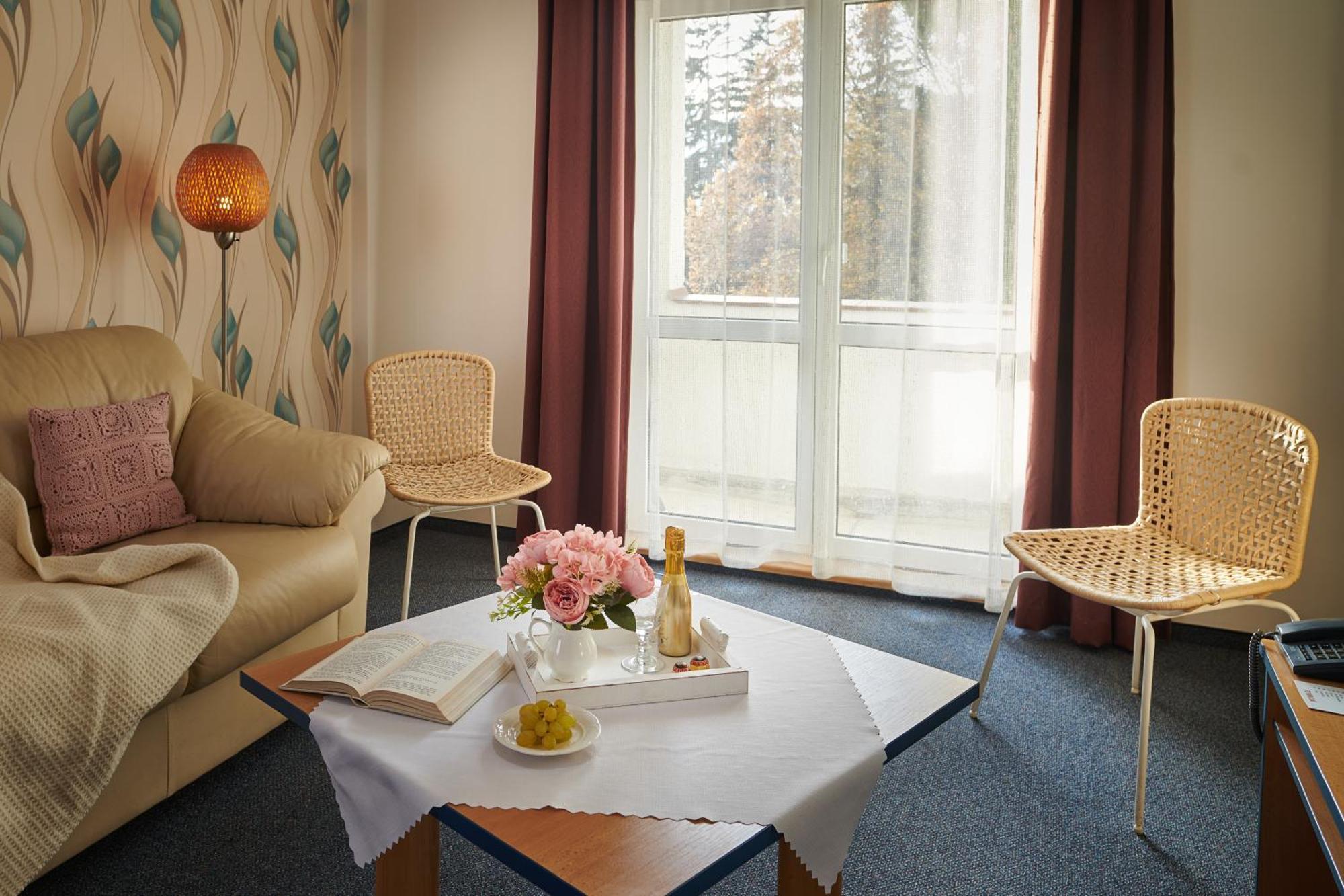 Hotel Palace - Kupele Sliač Eksteriør billede